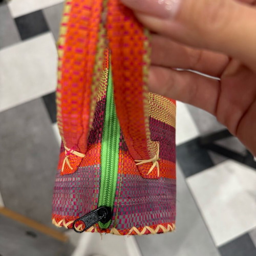 Handmade straw bag like new, multicolored