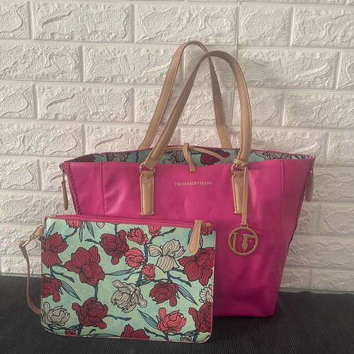 Trussardi Jeans shoulder bag slightly used with inner pouch