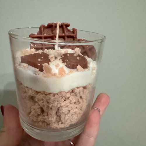 Candle with cookie scent new