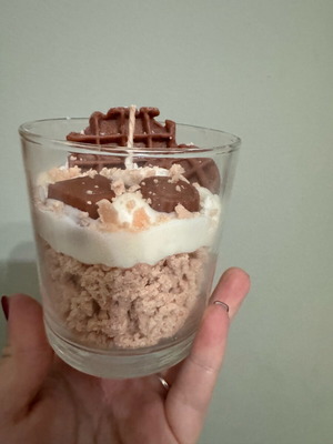 Candle with cookie scent new