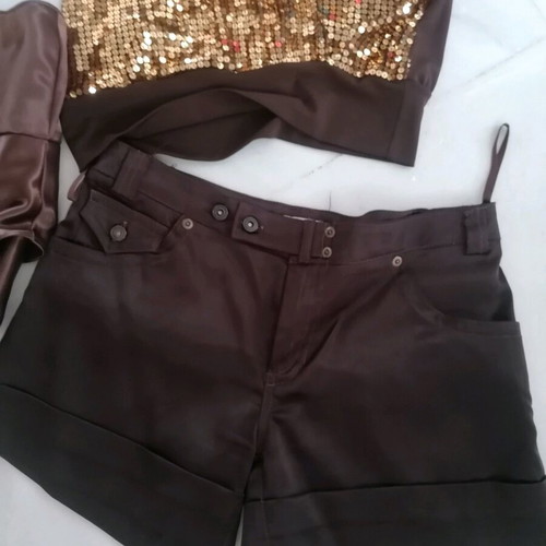 Set skirt, shorts and sequin top like new