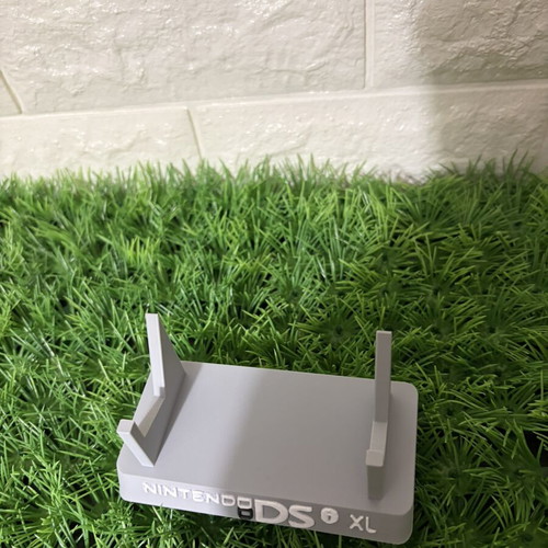 3D printed stand for Nintendo DS XL