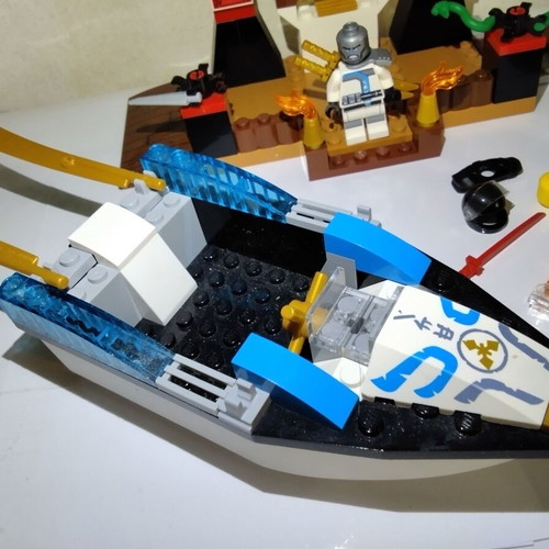 LEGO Juniors Ninjago 10755 Zane's Boat Pursuit set, missing parts