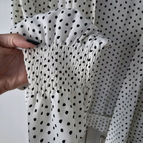 Twenty-29 wrap top polka dot size L like new