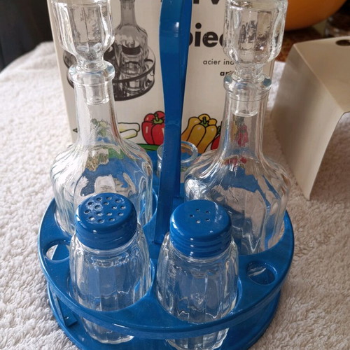 Oil and vinegar set 5 pieces, new, stainless steel, blue