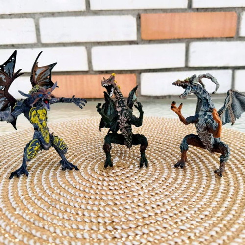 Set of 3 fantasy dragon figures