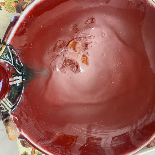 Ceramic bowl with Santa Claus theme, dark red, like new
