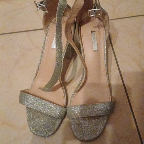 Bozikis silver glitter sandals like new, size 38