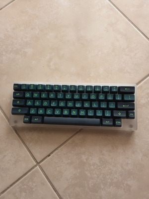 Akko ACR-59 60% gaming πληκτρολόγιο σαν καινούργιο με αξεσουάρ