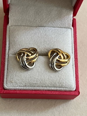 Vintage earrings like new, gold and silver