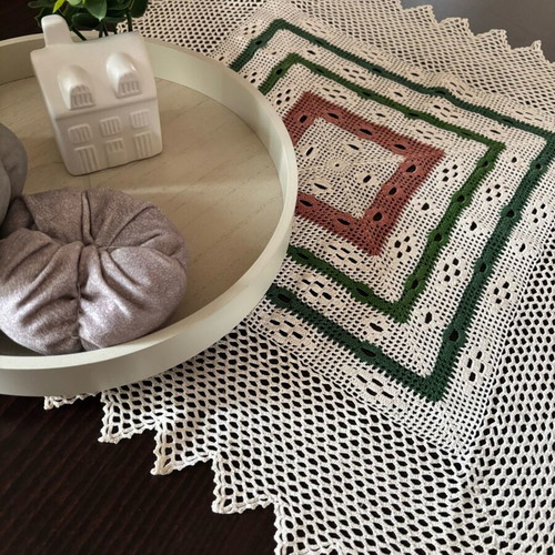 Crochet square like new, handmade 57x57 cm