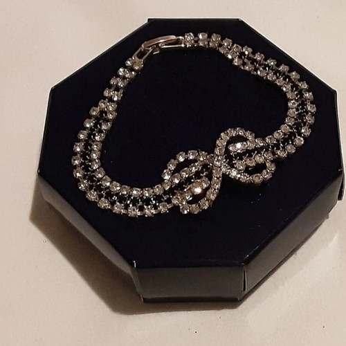 Infinity bracelet new, silver