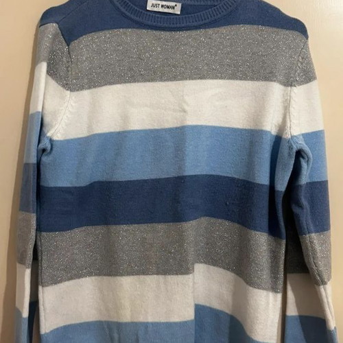 Women's sweater M used, blue and white