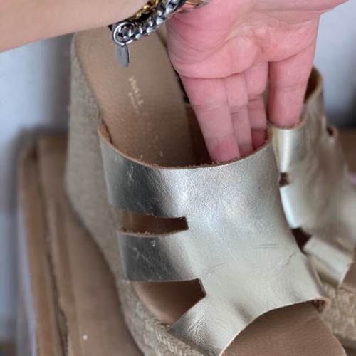Wall Street platform sandals size 40 like new beige