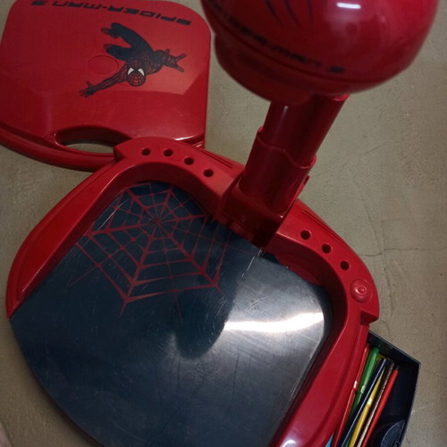 Spiderman painting like new with discs, light and storage drawers