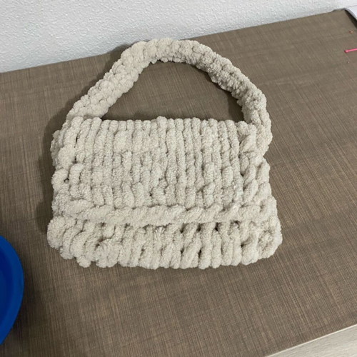 Puffy bag beige (ecru) new with handle