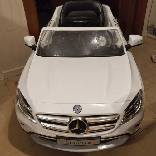 Mercedes Benz GLA Class 12V electric kids car used