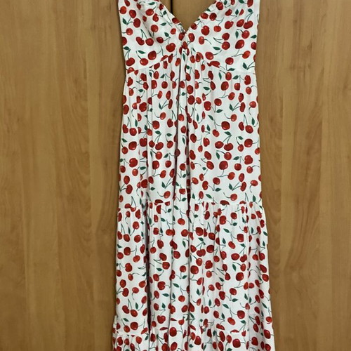Dress with cherries new, one size, beige and red