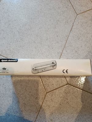 Olympia Electronics GR-8 emergency light