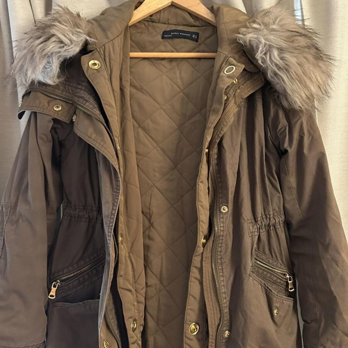 Zara parka with detachable quilted inner jacket and fur, like new