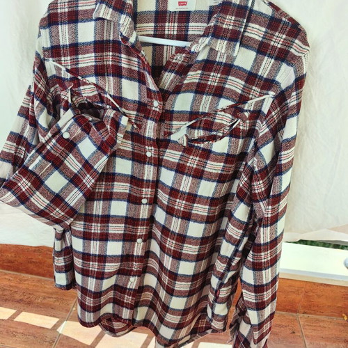 Levi's women's long sleeve shirt, white and red plaid