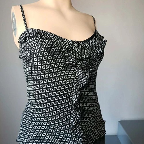 Orsay top with ruffles size 32 like new, gray geometric pattern