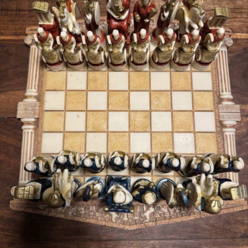 Alabaster chess set Dikas like new with hand-painted pieces