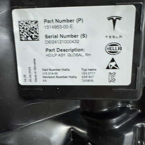 Tesla Model 3 Model Y front right headlight new Part Number 1514963-00-E