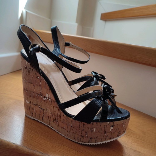 Women's platform sandals like new, cork wedge, snakeskin pattern size 37