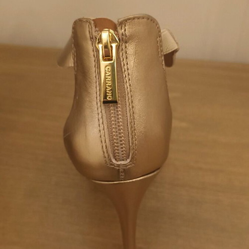 Carrano high sandals like new, gold with zipper, size 38