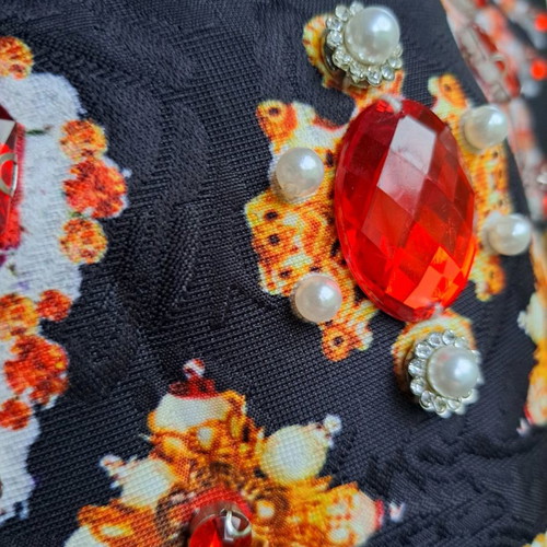 Impressive dress with beads and pearls new, size L