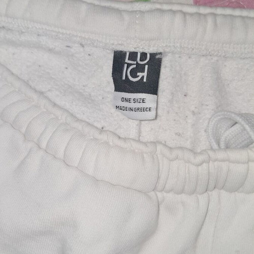 Luigi pants one size like new, white