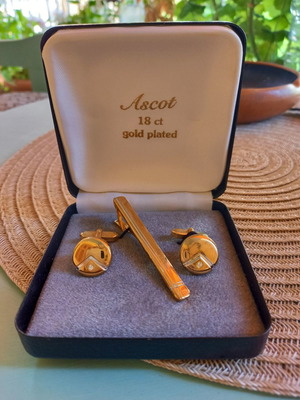 Ascot 18K gold plated cufflinks and tie clip set new