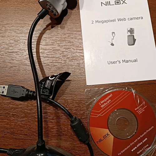 Webcam 2 megapixel like new with microphone and night mode led