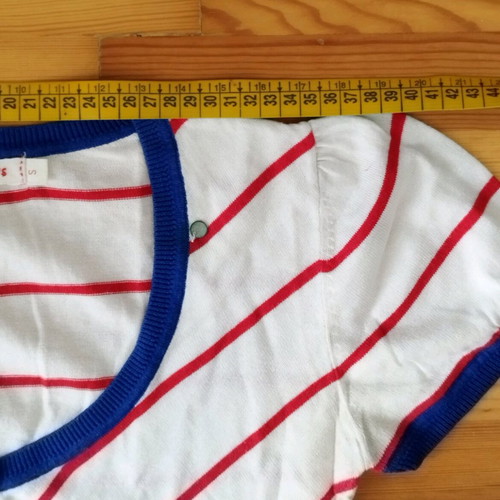 White blouse with red stripes and blue details like new, size S
