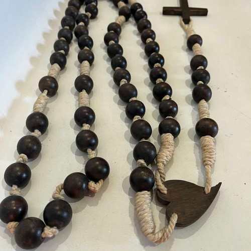 Vintage large wooden decorative wall rosary 160cm used