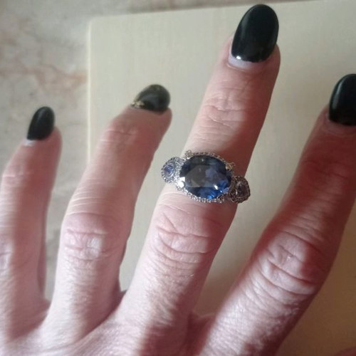 Silver ring with beautiful blue stone new