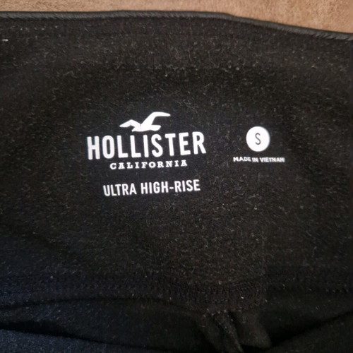 Vinyl leggings Hollister like new, black