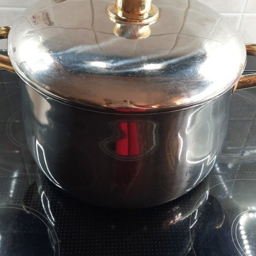 Large Vintage pot like new with 24 karat gold plating