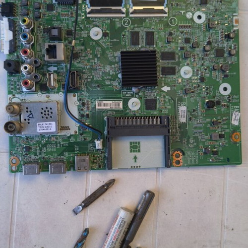 LG 43UH664V TV motherboard like new