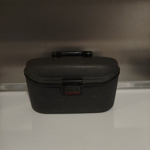 Samsonite vintage vanity case black hard shell train case