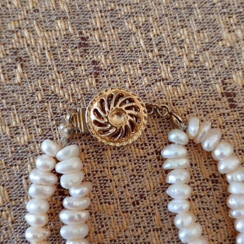 Double strand necklace of natural raw pearls like new