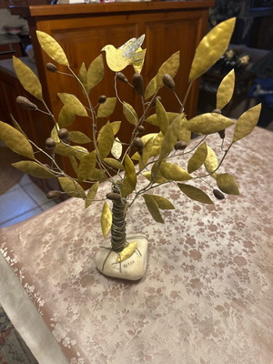 Handmade brass olive tree decoration like new