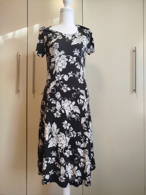 Viscose dress Broadway used, size small, dark gray and white