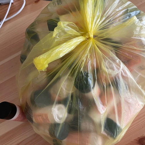 Conditioner bottles for Airbnb like new, pack of 40-60 pieces