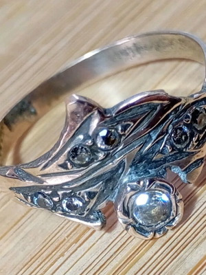 Vintage δαχτυλίδι χρυσό με διαμάντια μεταχειρισμένο