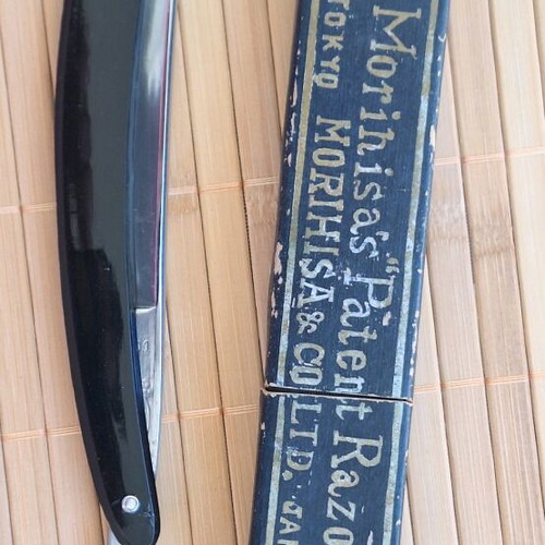 Morihisa Japan Frameback 6/8 Straight Razor used