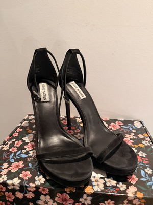 Steve Madden elegant high-heeled sandals used, size 41, black suede