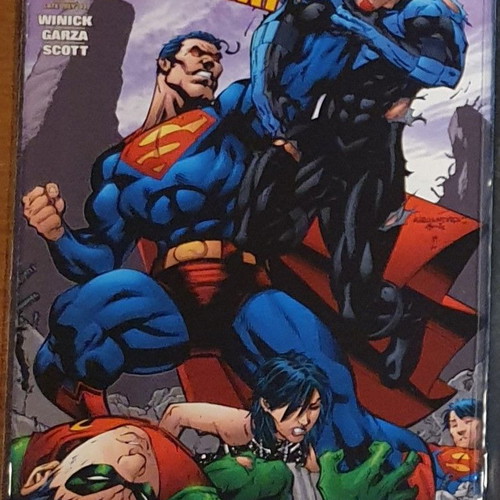 DC Comics Titans/Young Justice: Graduation Day used, English