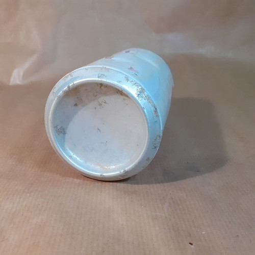 Coca-Cola and Ivi aluminum cans used from the 1980s